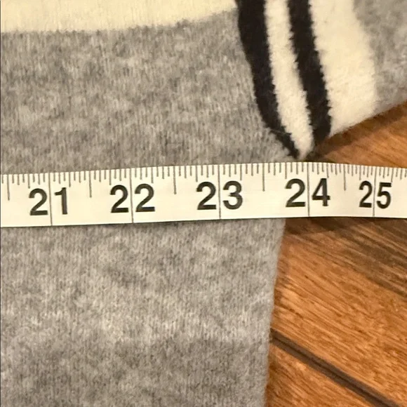 Lou & Grey XL Black and Gray Turtleneck Sweater - Picture 8 of 9